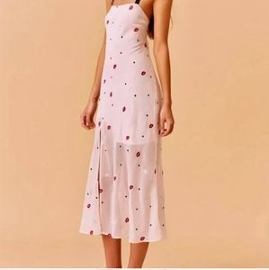 Chi Chi Vanilla Floral Kiss Slit Hem Sleeveless Dress